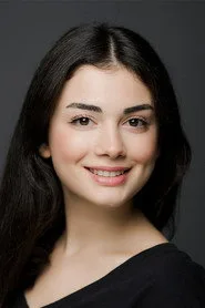 Özge Yağız