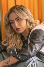 Mariana Tollendal