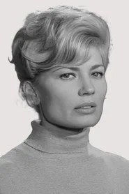 Nadia Sanders