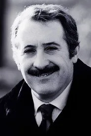 Romolo Valli