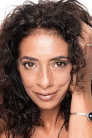 منال عوض