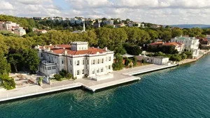 Köşkler ve Yalılar