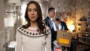 Pretty Little Liars 1. sezon 20. bölüm görseli