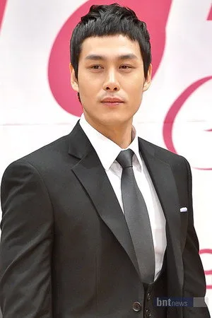 Song Yoo-ha