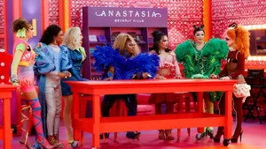 RuPaul's Drag Race 16. sezon 1. bölüm görseli