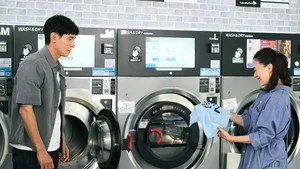 Until the T-Shirt Dries 1. sezon 1. bölüm görseli