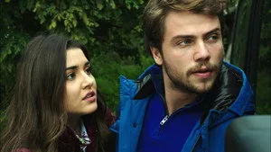 Güneşin Kızları 1. sezon 21. bölüm görseli