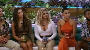 Love Island USA 0. sezon 11. bölüm görseli