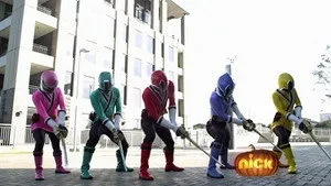 Power Rangers 18. sezon 18. bölüm görseli