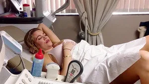 Keeping Up with the Kardashians 14. sezon 18. bölüm görseli