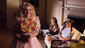 Scream Queens 2. sezon 8. bölüm görseli