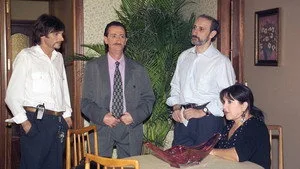 Aquí no hay quien viva 1. sezon 6. bölüm görseli