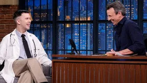 Late Night with Seth Meyers 12. sezon 105. bölüm görseli