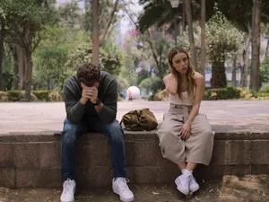 Bekarlar için Hayatta Kalma Rehberi 2. sezon 8. bölüm görseli