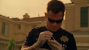 CSI: Crime Scene Investigation 3. sezon 12. bölüm görseli