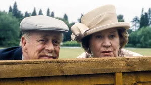 Keeping Up Appearances 5. sezon 10. bölüm görseli