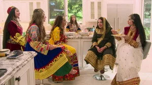 Secrets & Sisterhood: The Sozahdahs 1. sezon 1. bölüm görseli