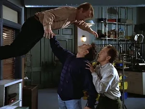 Lois & Clark: The New Adventures of Superman 2. sezon 10. bölüm görseli
