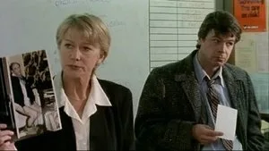 Prime Suspect 4. sezon 2. bölüm görseli