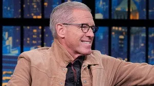 Late Night with Seth Meyers 12. sezon 30. bölüm görseli