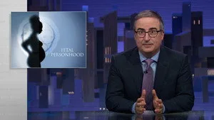 Last Week Tonight with John Oliver 13. sezon 21. bölüm görseli