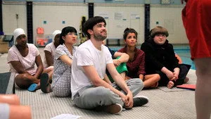 Bad Education 2. sezon 1. bölüm görseli