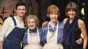 Hot in Cleveland 6. sezon 20. bölüm görseli