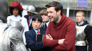 Bad Education 2. sezon 2. bölüm görseli