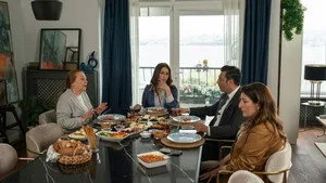 Kızılcık Şerbeti 3. sezon 30. bölüm görseli