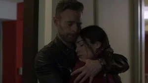 Falsa identidad 1. sezon 91. bölüm görseli