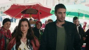16. Bölüm -  Mutluluk Kısa Mı Sürecek ?