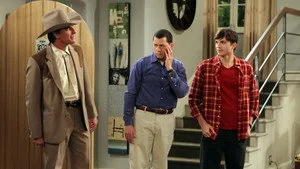 Two and a Half Men 10. sezon 20. bölüm görseli