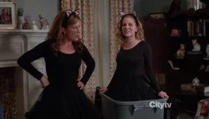 Suburgatory 2. sezon 1. bölüm görseli