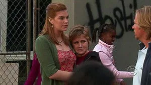 Rules of Engagement 1. sezon 6. bölüm görseli