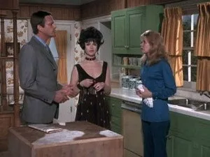 Bewitched 7. sezon 19. bölüm görseli