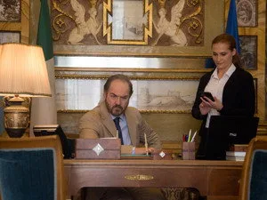 Vita da Carlo 1. sezon 6. bölüm görseli