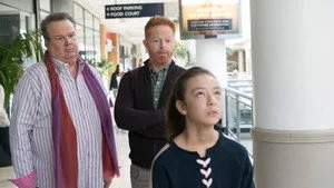 Modern Family 9. sezon 18. bölüm görseli