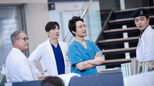 Dr. Romantic 3. sezon 8. bölüm görseli