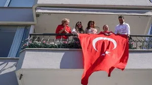 Kızılcık Şerbeti 2. sezon 7. bölüm görseli