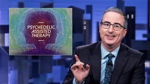 Last Week Tonight with John Oliver 10. sezon 1. bölüm görseli