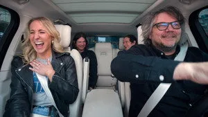 Nikki Glaser ve Wilco