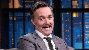 Late Night with Seth Meyers 13. sezon 103. bölüm görseli