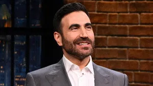 Late Night with Seth Meyers 13. sezon 101. bölüm görseli