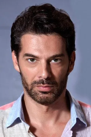 Emin Mecnunbeyli