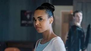 Pretty Little Liars: Original Sin 1. sezon 6. bölüm görseli