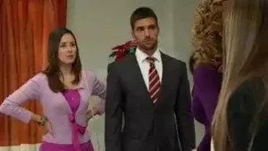 Una familia con suerte 1. sezon 126. bölüm görseli