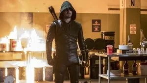Arrow 5. sezon 9. bölüm görseli