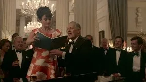The Crown 3. sezon 2. bölüm görseli