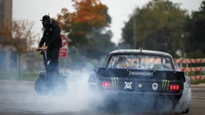 The Gymkhana Files 1. sezon 2. bölüm görseli