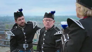 Jack Whitehall: Travels with My Father 5. sezon 2. bölüm görseli